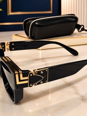 Luxury Black Square Sunglasses Gold Accent UV400 Unisex Designer Style New